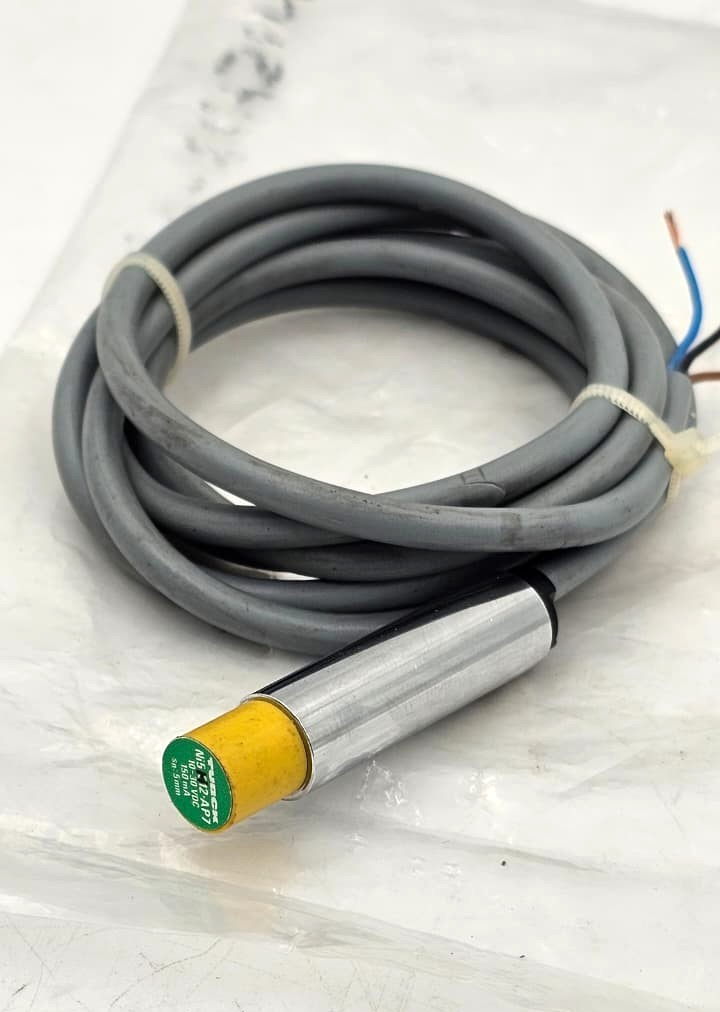 Turck NI5H12AP7 Inductive Proximity Sensor | 5mm Sensing Distance ( 1 pcs )7