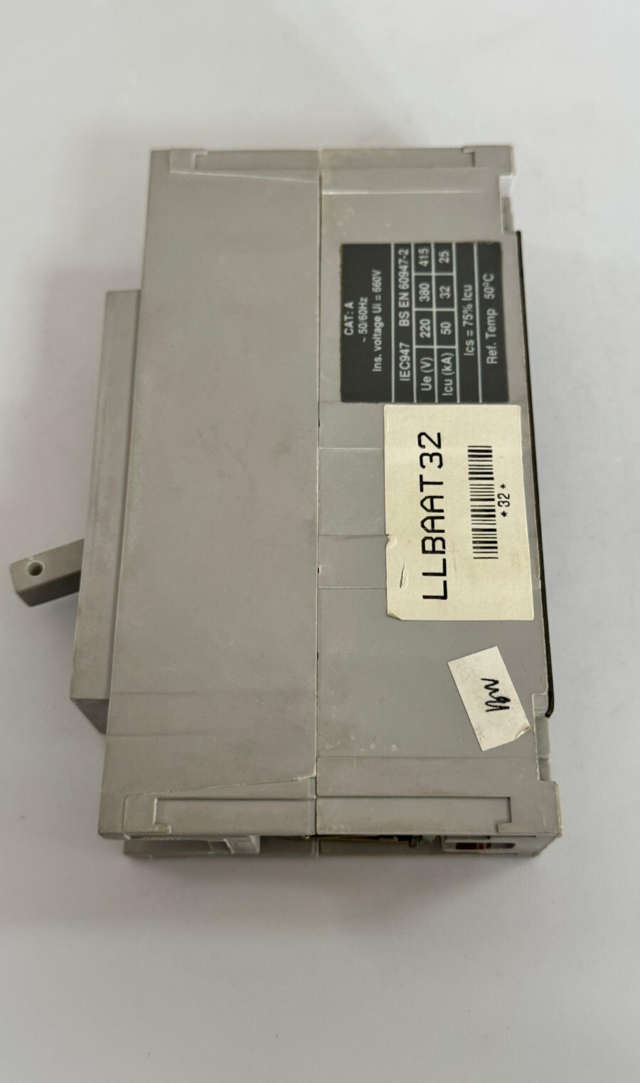 Dorman Smith Loadline AA LLBAAT32 | 32A|415V, 50/60Hz Miniature Circuit Breaker - saleem al tamimi electric equipment trading co llc-UAE