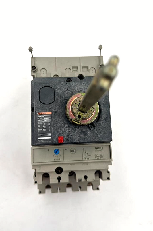 Merlin Gerin NS100 160 250 Circuit Breaker | 100 A 1