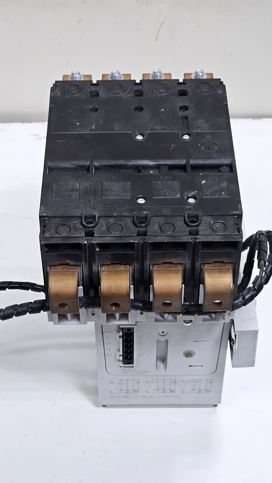 Eaton | NZM2XR & NZM2XMVR | Molded Case Circuit Breakers | 250A ( 1 piece )9
