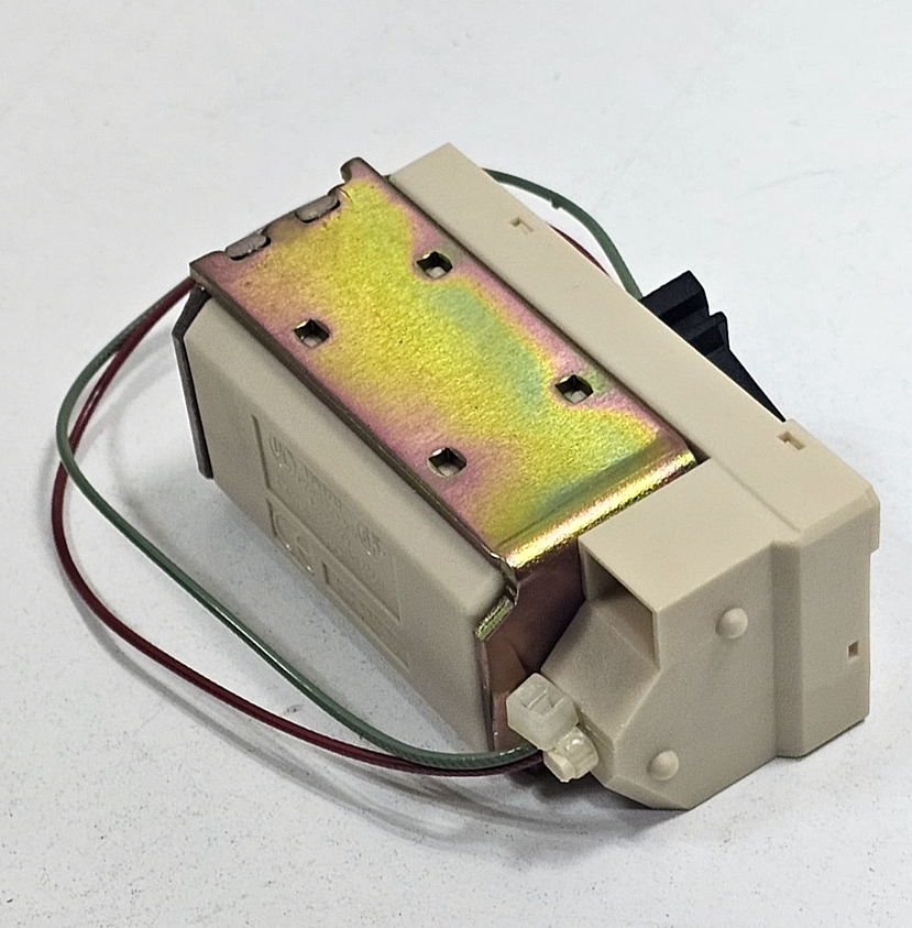 Merlin Gerin | MXXF /SHTSHC | 200250V ACDC | Closing Coil | Circuit Breaker5