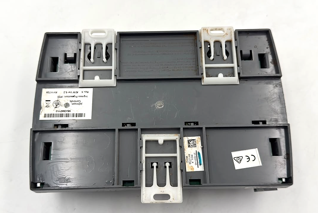 Johnson Controls Metasys IOM4711 MS-IOM4711-0 | Input Output Module 7