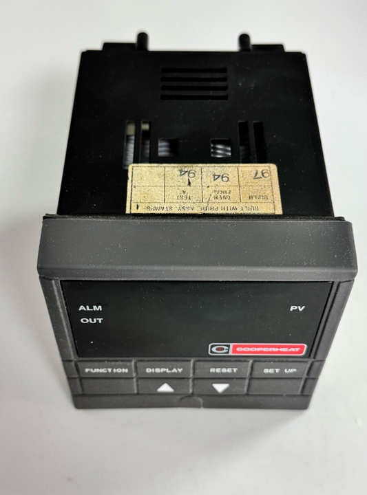 Honeywell UDC2300 MiniPro Temperature/Process Controller1