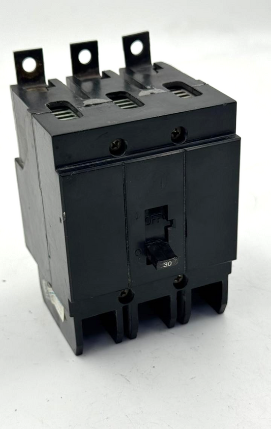 Circuit Breaker 30A | Made in Dominican Republic1