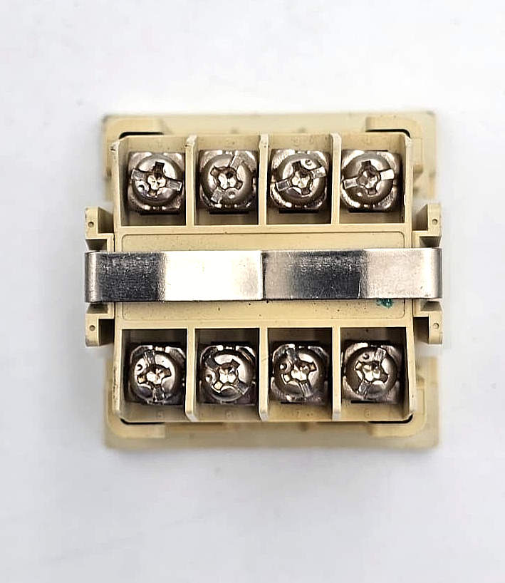 SMC PF2D300AM Digital Flow Switch | Made in Japan - saleem al tamimi electric equipment trading co llc-UAE