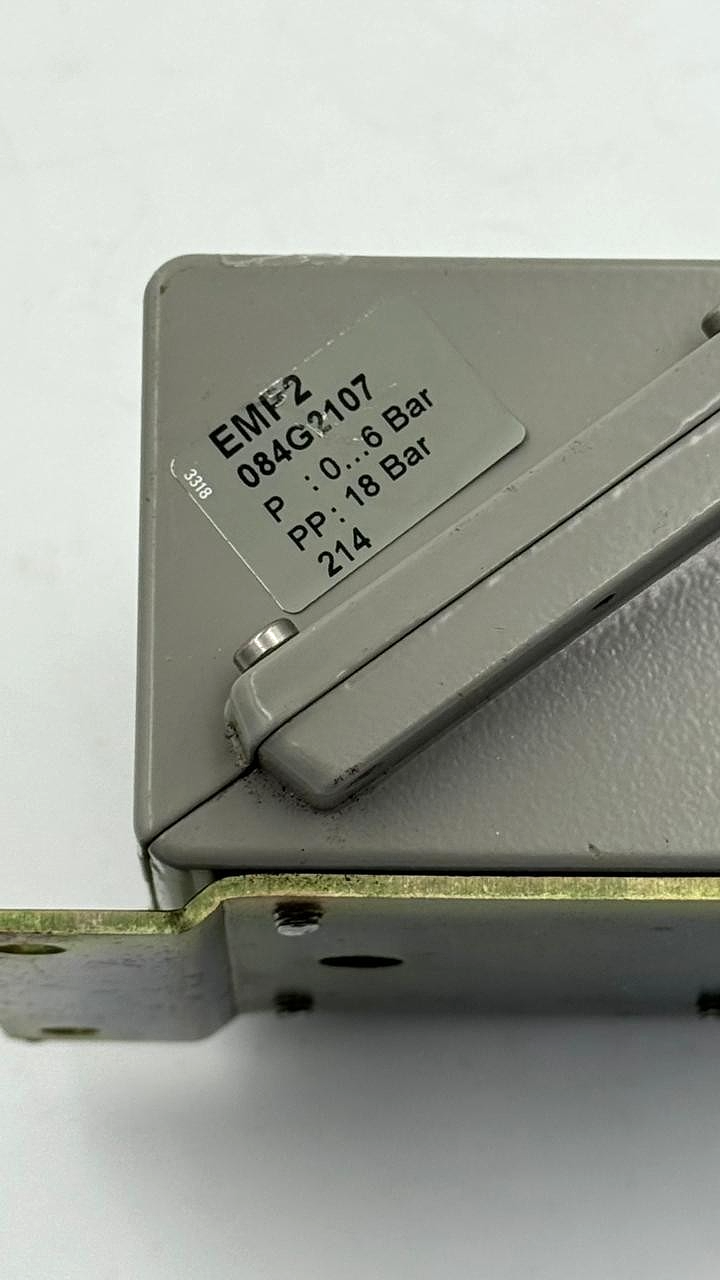 Danfoss EMP2 084G2107 | Pressure Transmitter | 06 Bar Range | 420 mA output3