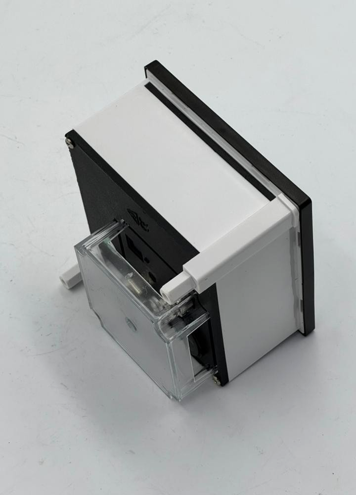 SQ96 | Panel Meter | DC 420mA  | 0–800°C Temperature Display3
