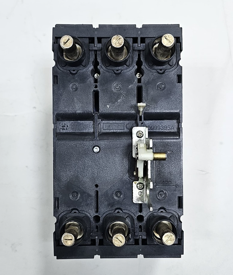 Schneider Electric Compact NSX 100H Circuit Breaker | 70/100A | 50/60Hz | 800VAC3