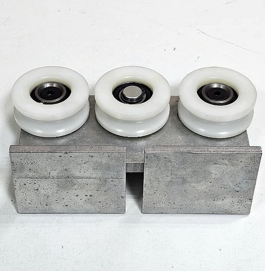 (1 Piece) GEZE Roller carriage TSA 360 NT - saleem al tamimi electric equipment trading co llc-UAE