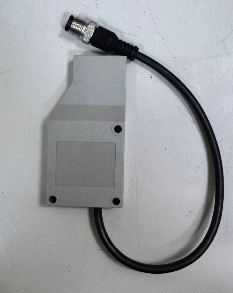Omron F3CAA421 Photoelectric Sensor – 10–30VDC| Made in Germany3