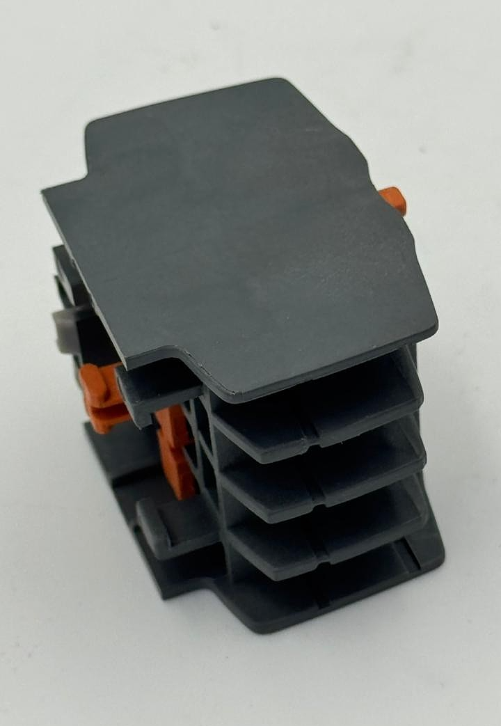 Hyundai | UAB 04NS |  Auxiliary Contact Block | Made in Korea3