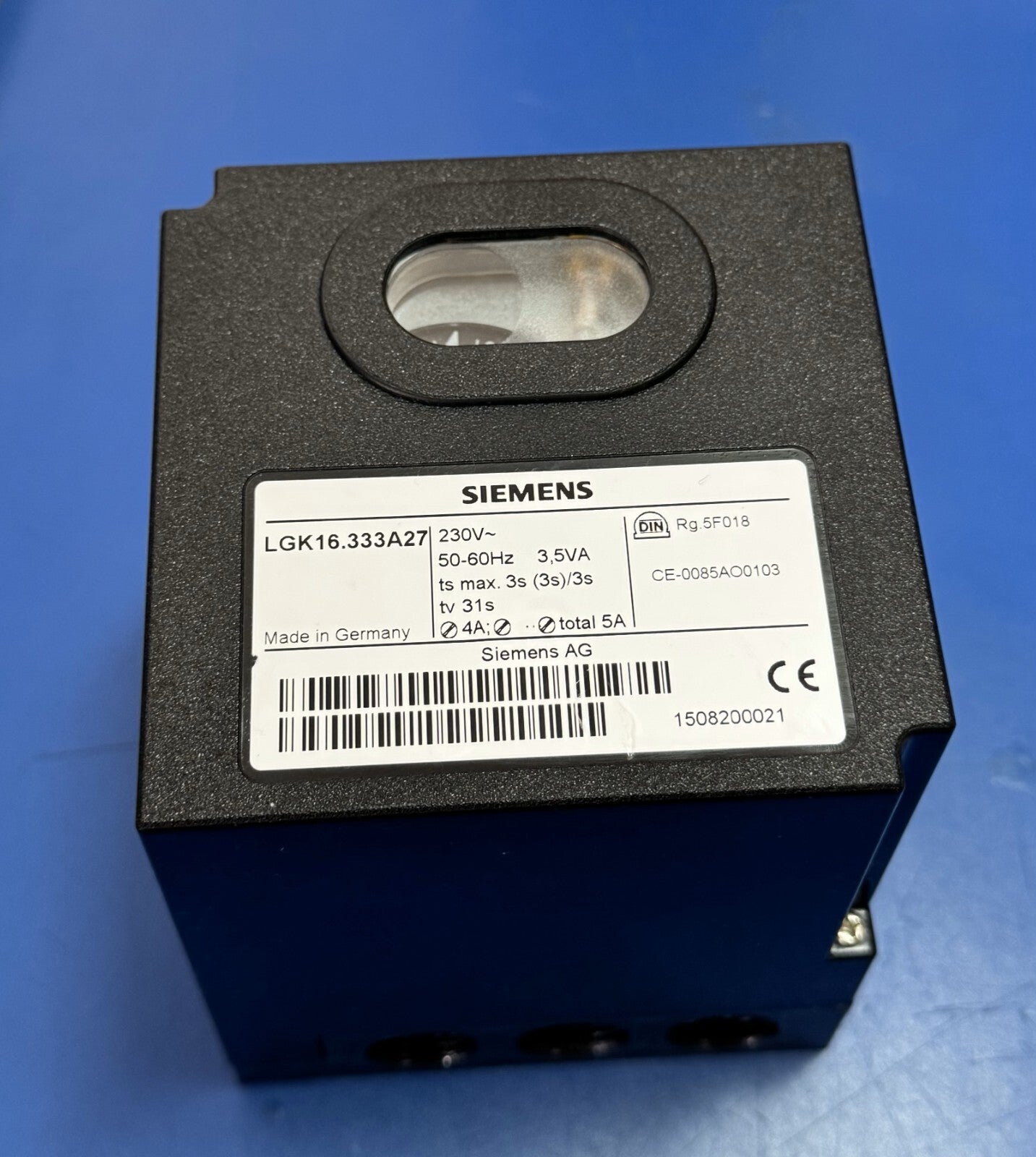 Siemens LGK16.333A27  Burner Control Unit 230V 5060Hz Made in Germany1
