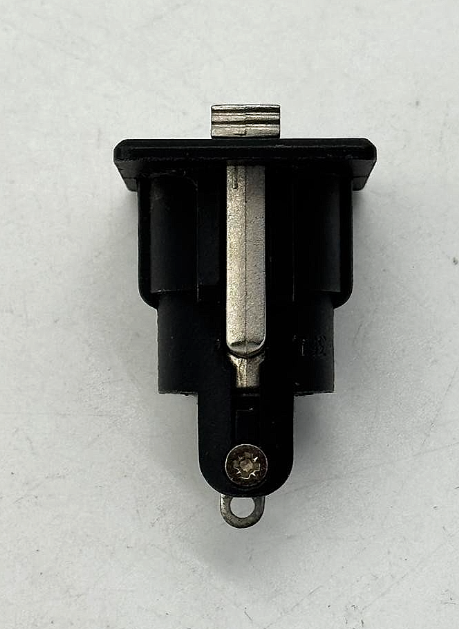Female RS468355 | XLR panelmount connector ( 1 PCS )1