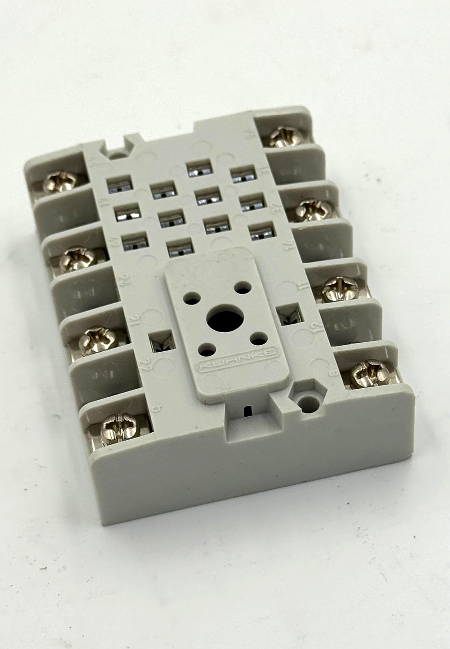 Kuhnke | Z 382 | Relay Socket | 14 pin | Made in Germany0
