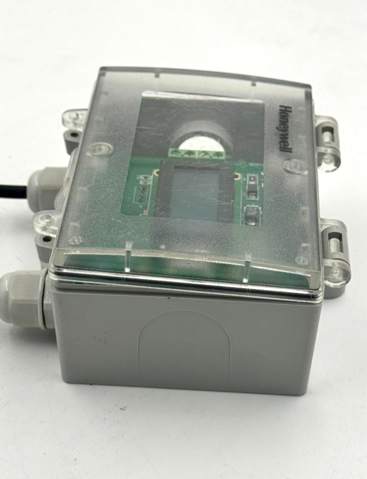 Honeywell HDPF02S15 Differential Pressure Transmitter | Made in Canada ( 1pcs )4