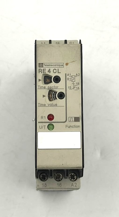 Telemecanique RE4 CL11BU Relay Timer 110-240V AC | Made in Germany - saleem al tamimi electric equipment trading co llc-UAE
