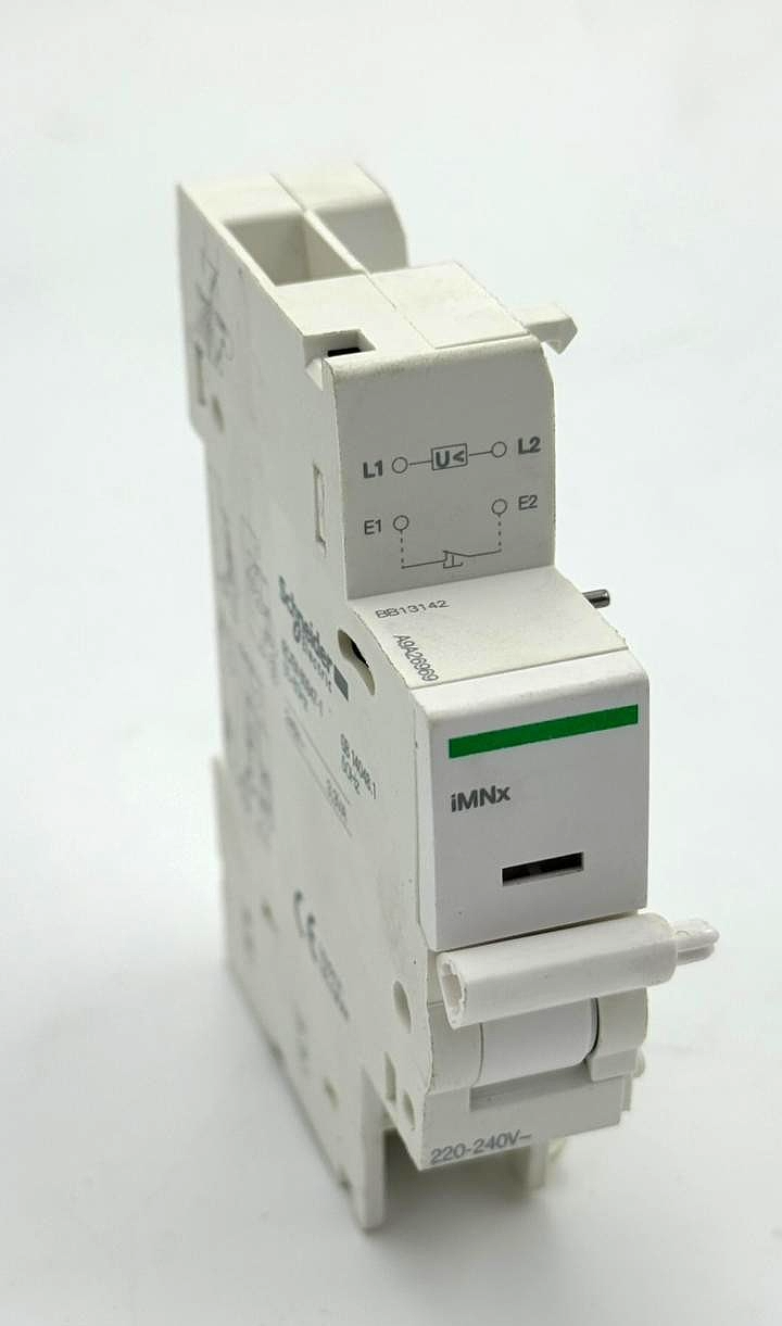 Schneider Electric A9A26969 Auxiliary Contact | 220240V | Made in Belgium1 pcs3
