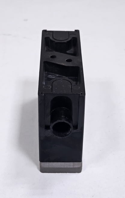 MEM | M | 63A 415V Fuse & Holder | Industrial Electrical Fuse Base4