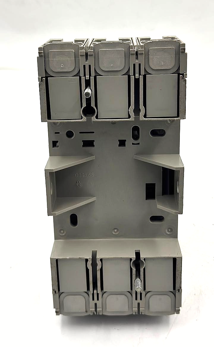 Merlin Gerin NS100-160-250 Circuit Breaker | 250 A 11