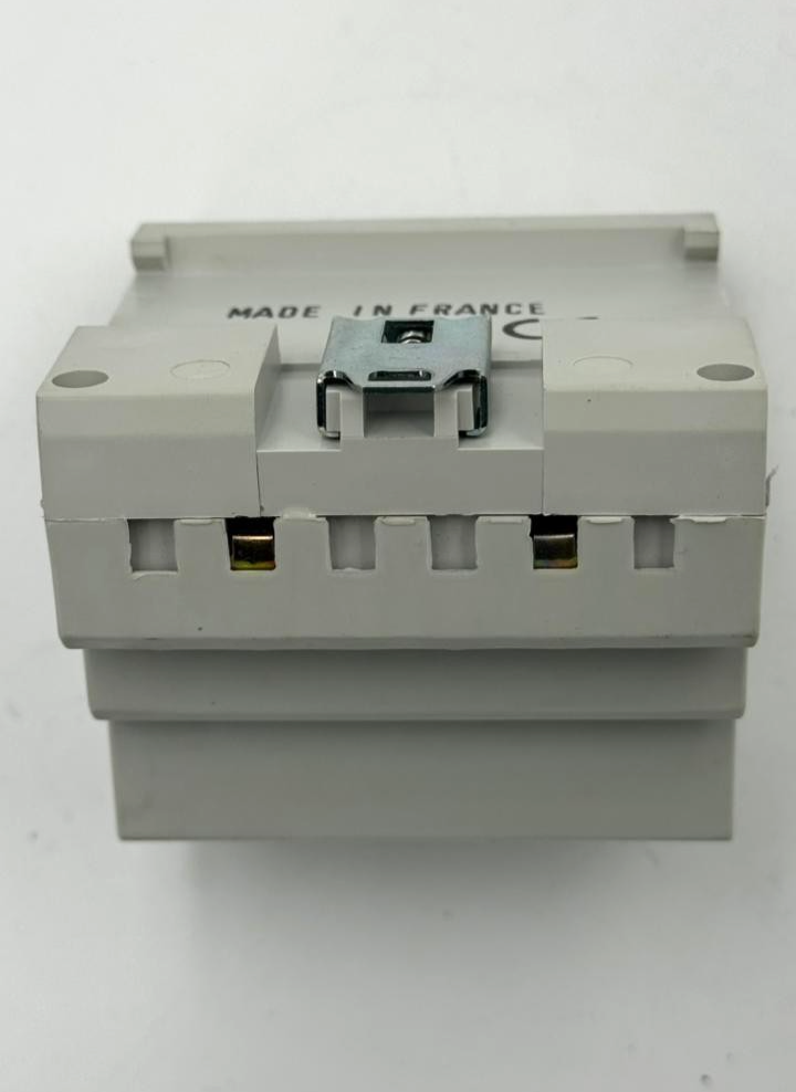 Hager EE 715 Twilight Switch Relay – Modular, 230V, Made in France5