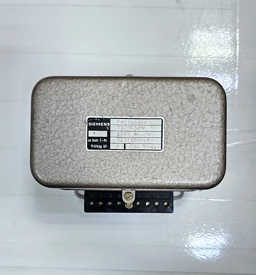 Siemens 132030A Measuring Adapter | 220V 5A | 50/60Hz | Test Voltage Unit2