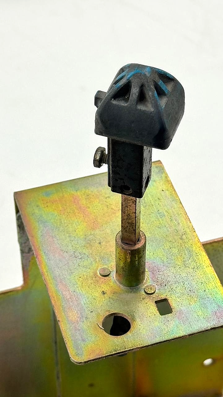 Bracket for SIEMENS 80125A Motor Protection Circuit Breaker2