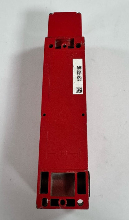 Telemecanique XCSLF2727342 Safety Limit Switch, 230V AC, IP67/IP66, 2500N2