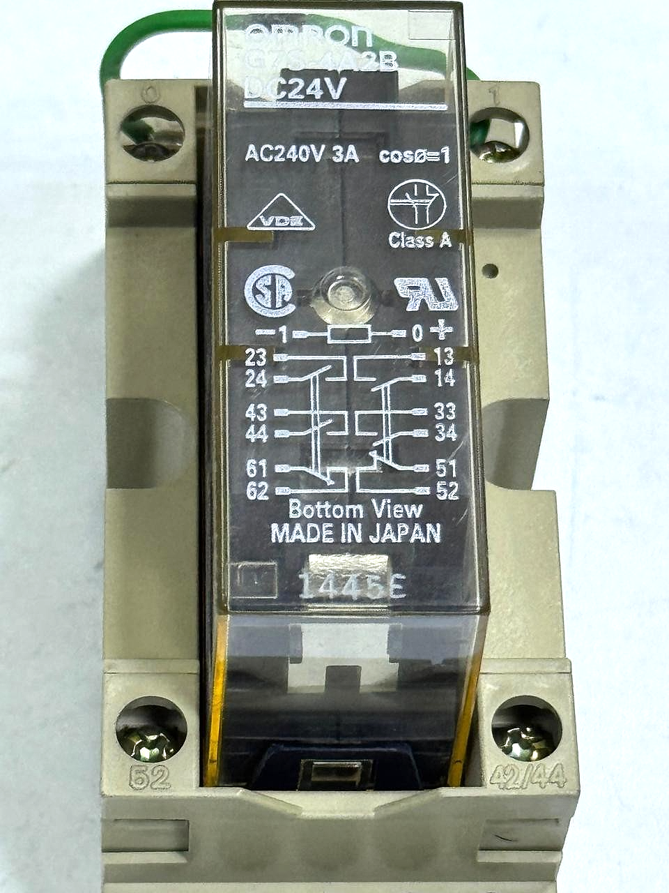 Omron G7S4A2B | P7S14F Base | Safety Relay with Socket | Made in Japan1
