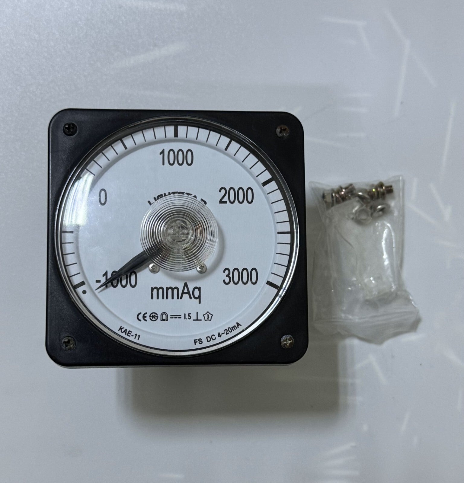Lightstar KAE11 | Pressure Meter | 1000 to 3000 mmAq | 110*110 mm1
