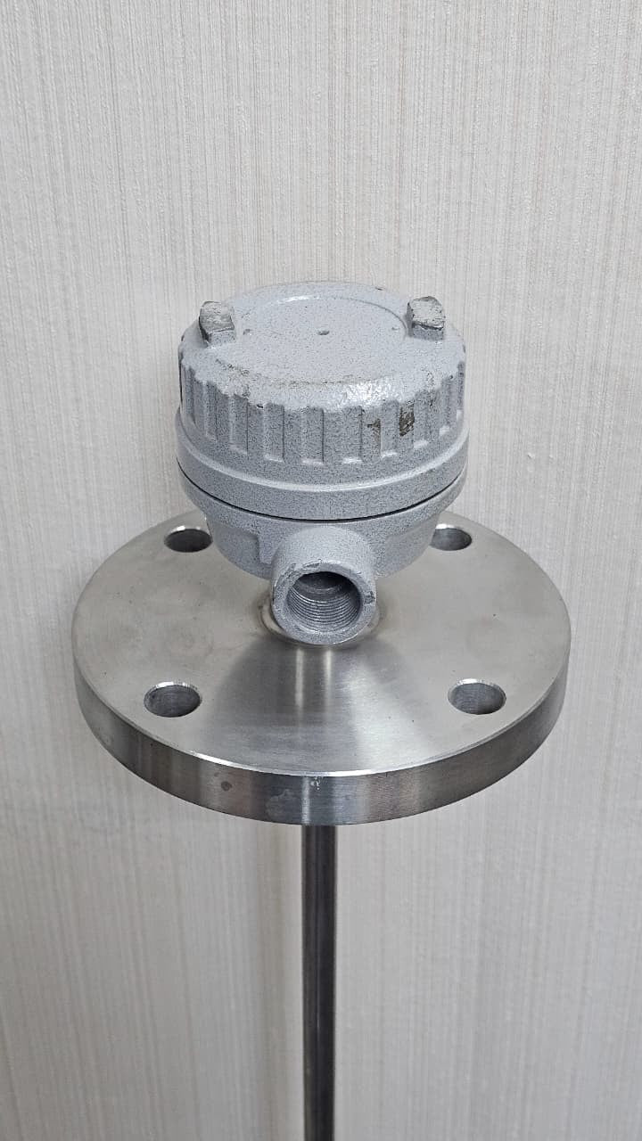 Float Level Switch |  Liquid Level Sensor | 1150 3B A182F304 |  1300 mm2
