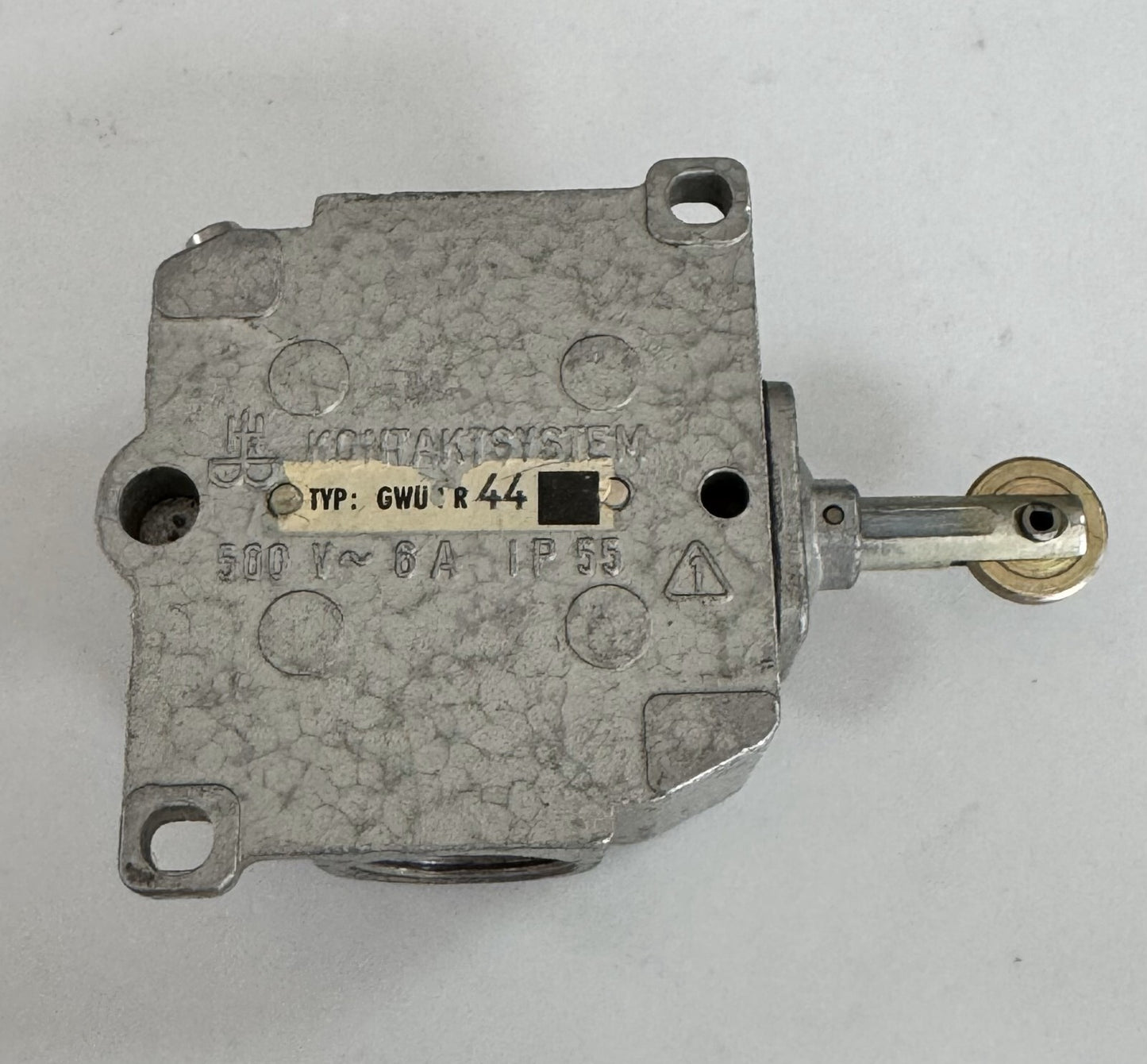 KONTAKTSYSTEM GWUIR44 Industrial Contact Unit – 500V~ 6A, IP55 Rated3