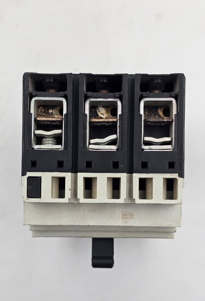 GE Record FD160 | FDN66TD020ED Molded Case Circuit Breaker– Made in Poland4