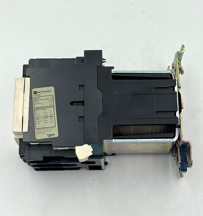 Telemecanique LC1D65BD Contactor | 24V DC Coil | Made in Czech Republic8