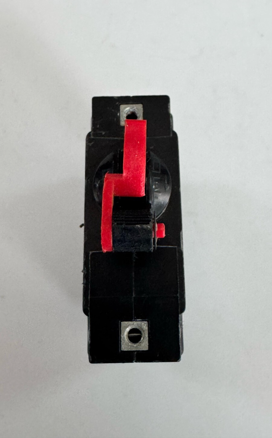 AIRPAX IEG6332611V |  80V 30A Circuit Breaker –| 50Hz | 37.5A Trip Amps2