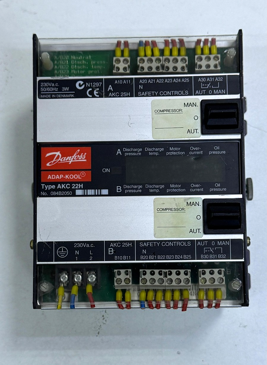 Danfoss ADAPKOOL |  AKC 22H | Refrigeration Controller | Made in Denmark0