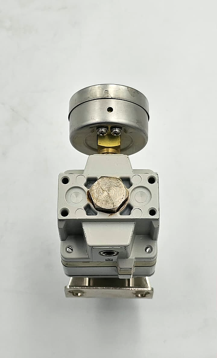 SMC IR201002BG Precision Pneumatic Regulator ( 1 pcs )8
