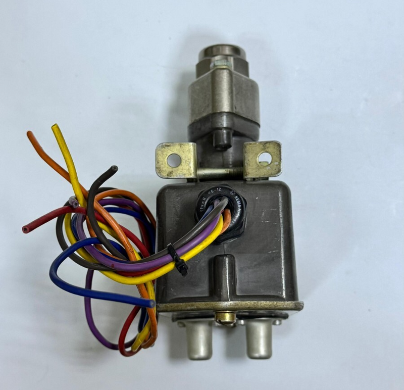 Barksdale C96222 Pressure Actuated Switch | Adjustable 8.62–103 PSI0
