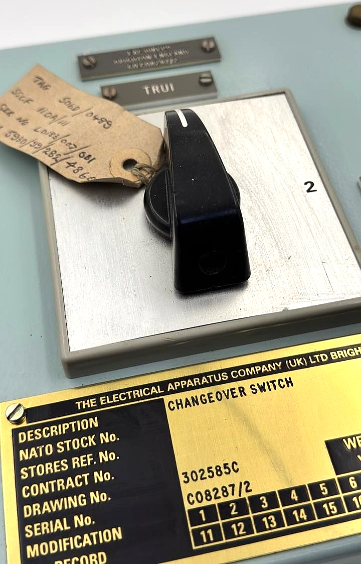 Electrical Apparatus 302585C Vintage Electrical Changeover Switch | Made in UK2