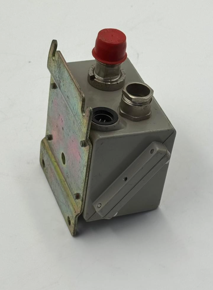 Danfoss EMP2 084G2113| Pressure Transmitter | 040 Bar Range | 420 mA output4