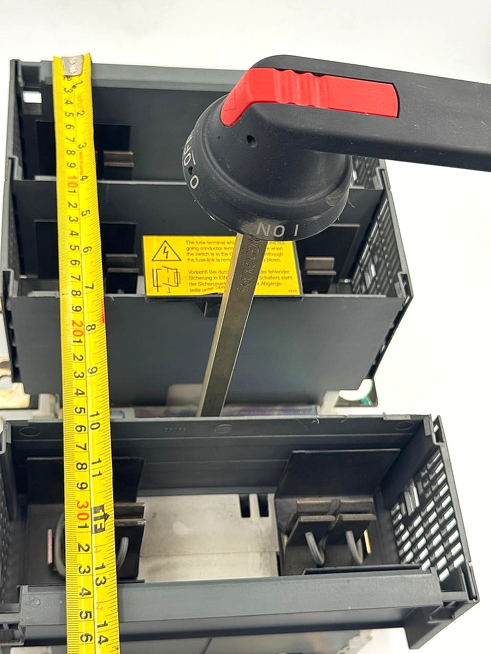 ABB OESA 630DV12PL 630A SwitchFuse | HeavyDuty Industrial Protection Switch6