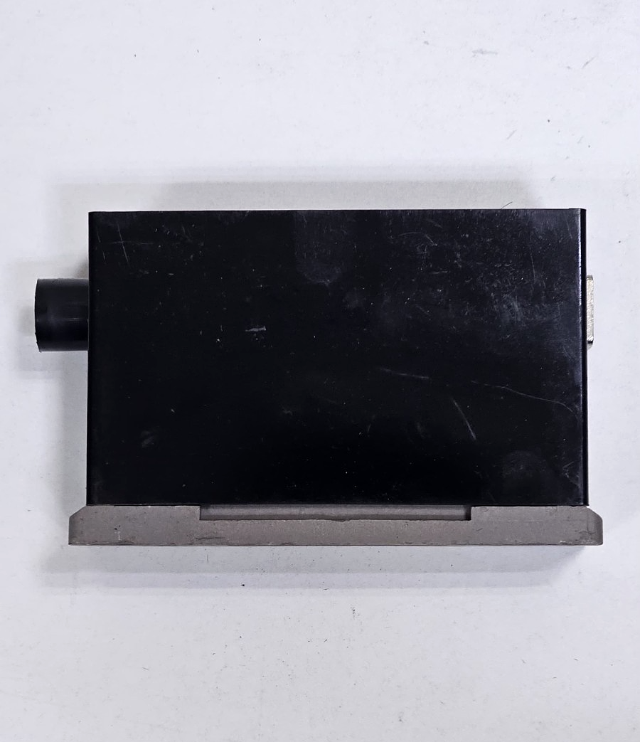 MEM | M | 63A 415V Fuse & Holder | Industrial Electrical Fuse Base2