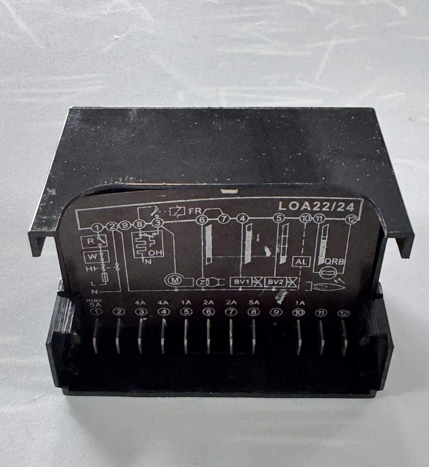 Sudick LOA24.171B27 Fuel Combustion Controller | 200240V AC Flame Relay2