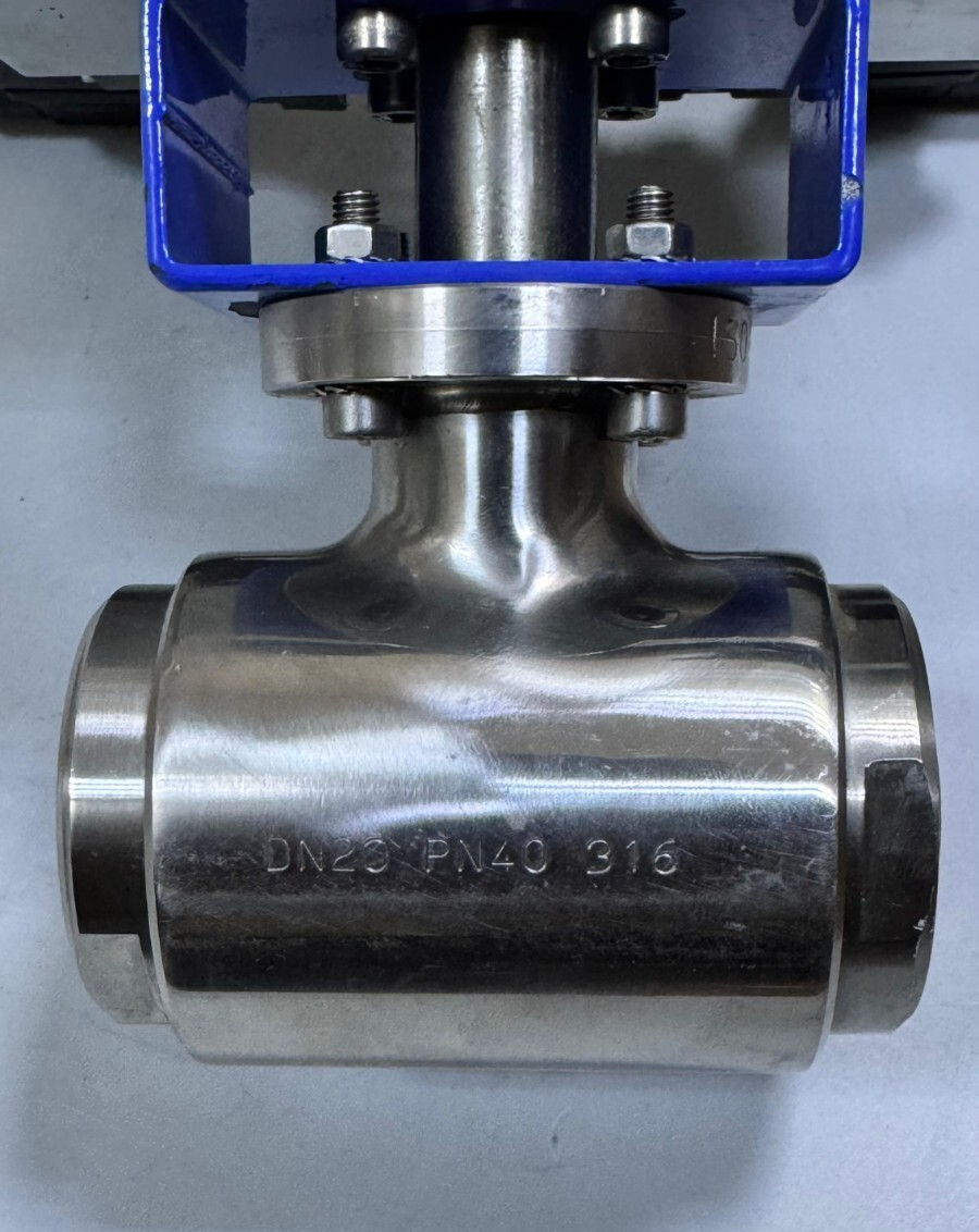 HighPressure Pneumatic Components & Industrial Switches | Pneumax, Accutrak3