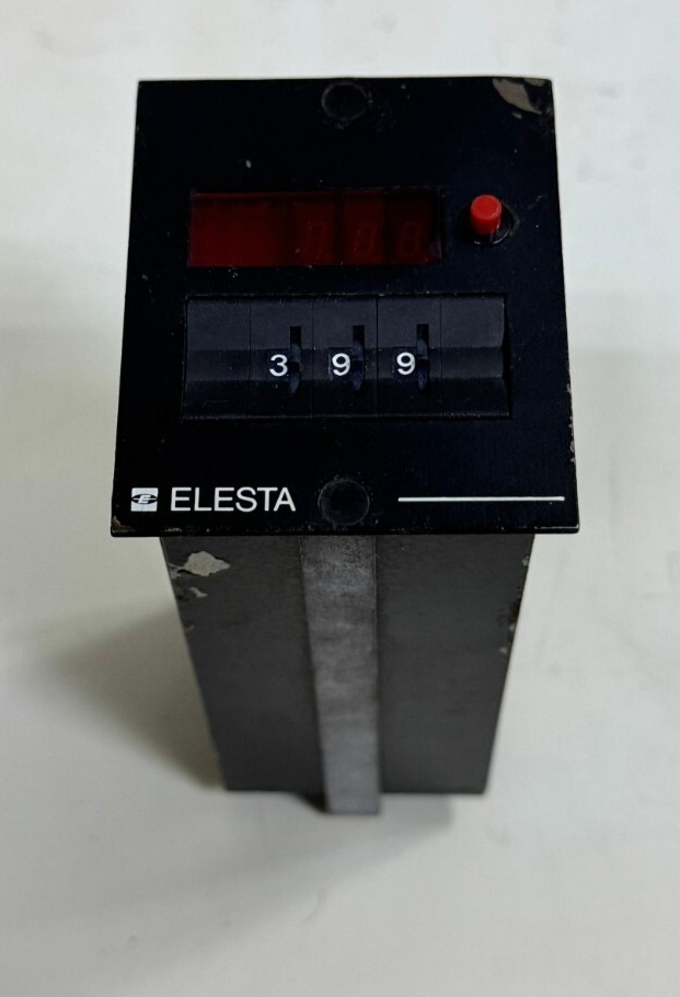 Elesta CVS311B01 Temperature Controller – AC 220V – Made in Switzerland0