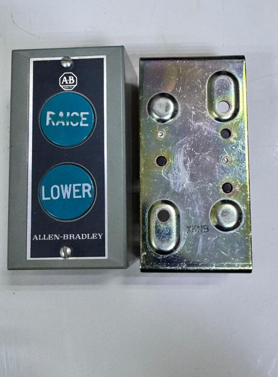 AllenBradley 800S2SD Push Button Station 600V AC – Made in USA | Standard Duty3