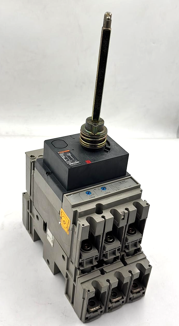 Merlin Gerin NS100-160-250 Circuit Breaker | 250 A 0