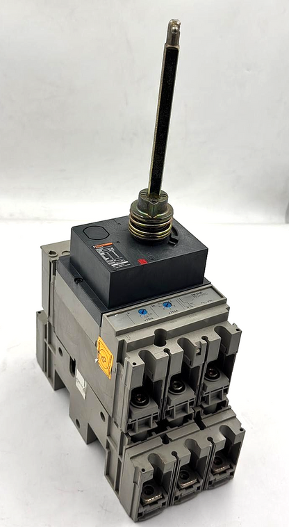 Merlin Gerin NS100-160-250 Circuit Breaker | 250 A 0