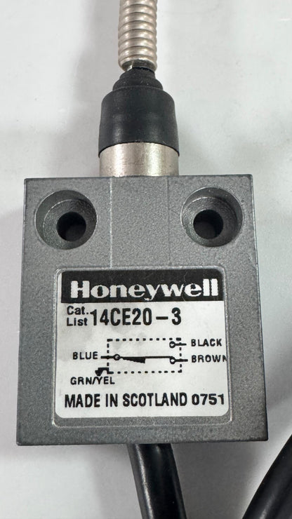 Honeywell 14CE203 Limit Switch |  AC14 D300 | DC13 R300| Made in Scotland1