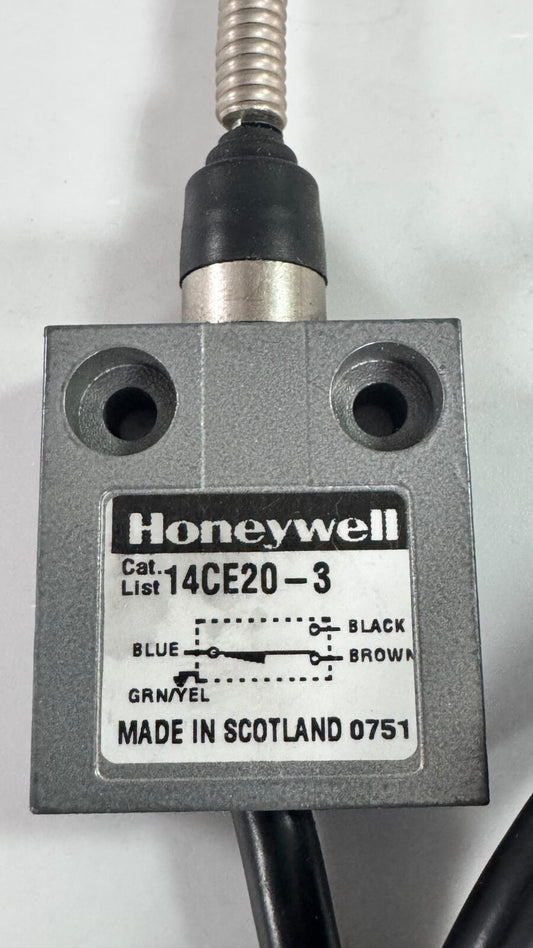 Honeywell 14CE203 Limit Switch |  AC14 D300 | DC13 R300| Made in Scotland1