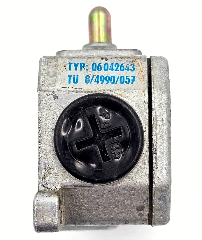 Robotron | 06042643 | Limit Switch | 500V | 6 A3